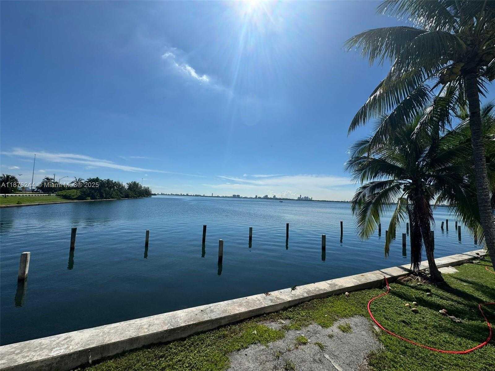 Small Image of 600 NORTH EAST 36TH ST #821, Miami Number 30