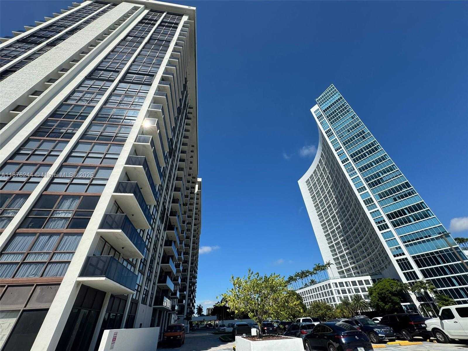 Small Image of 600 NORTH EAST 36TH ST #821, Miami Number 52
