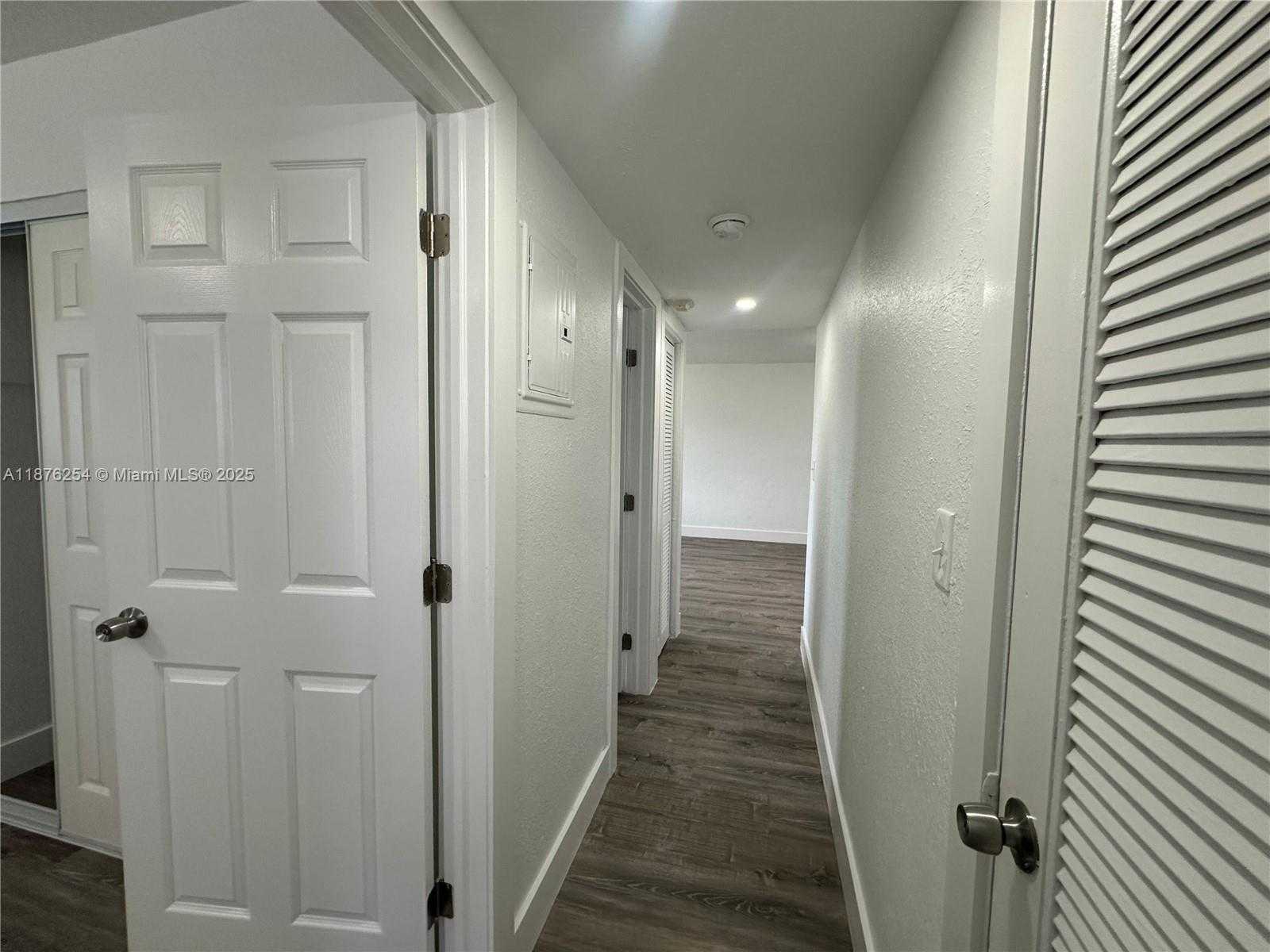 Small Image of 2843 FILLMORE ST #207, Hollywood Number 14