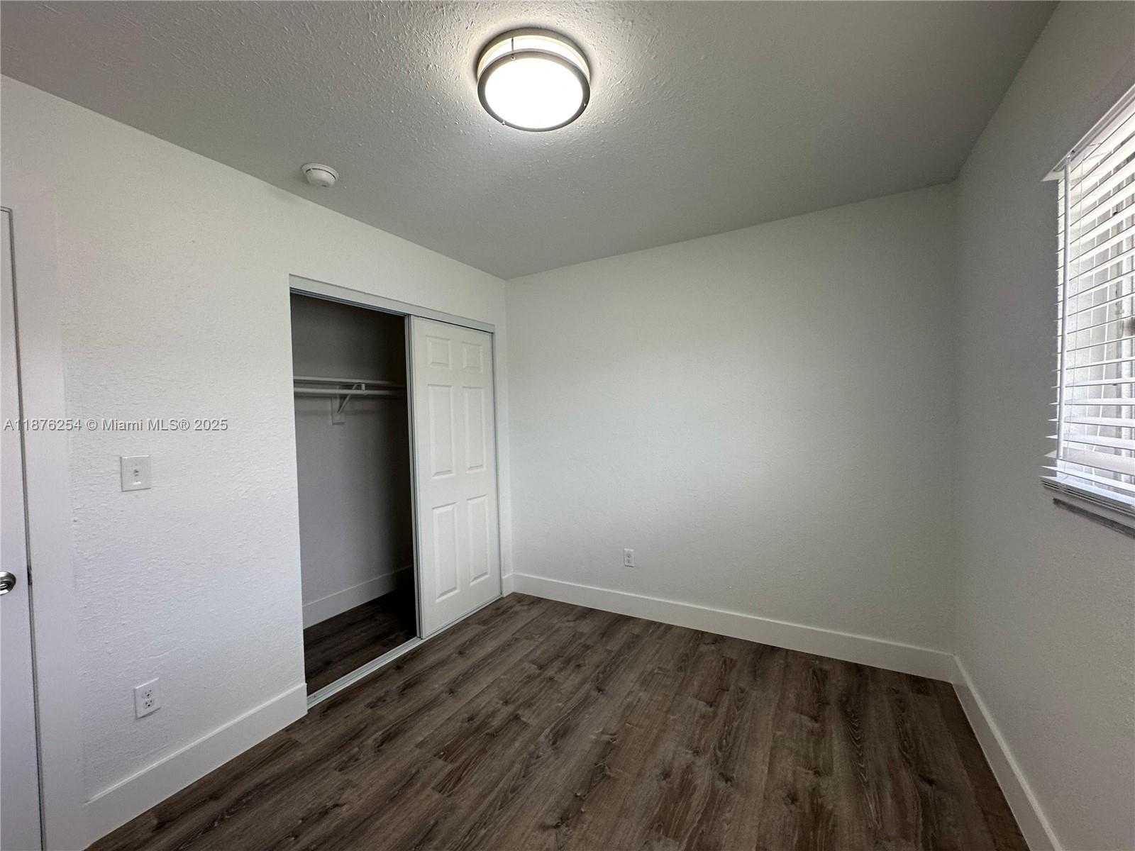 Small Image of 2843 FILLMORE ST #207, Hollywood Number 18