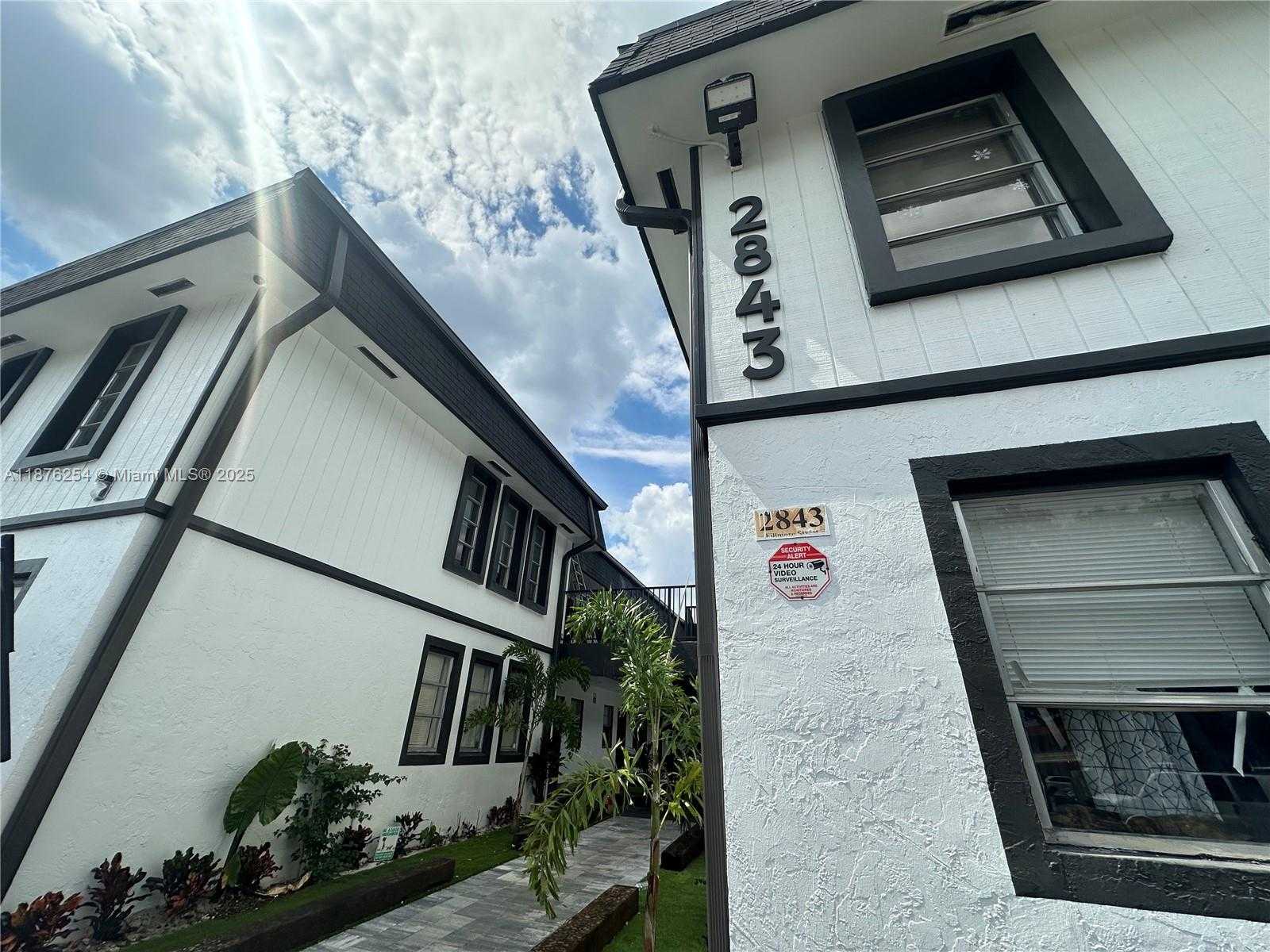 Small Image of 2843 FILLMORE ST #207, Hollywood Number 28