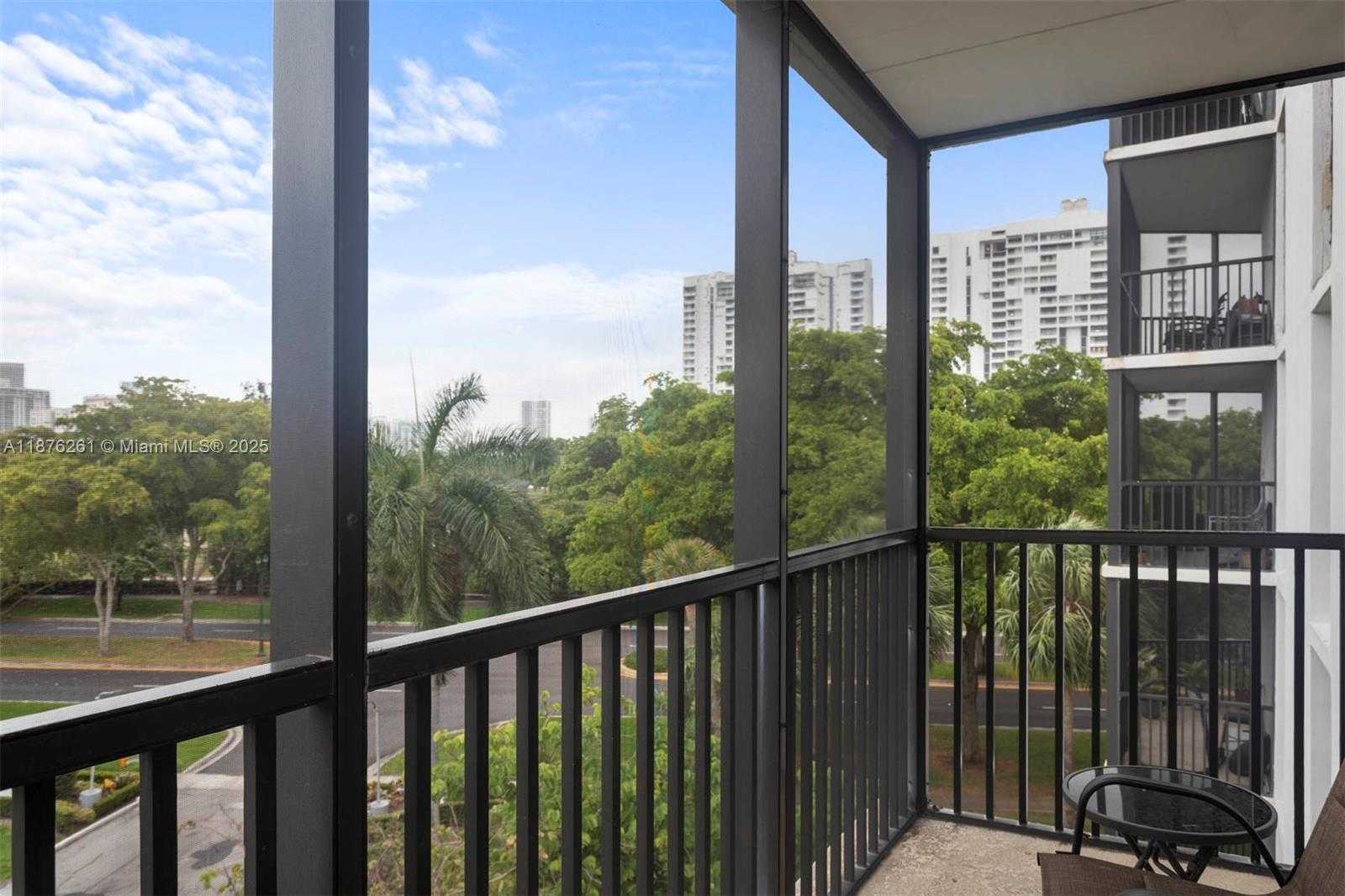 Small Image of 3401 NORTH COUNTRY CLUB DR #519, Aventura Number 19