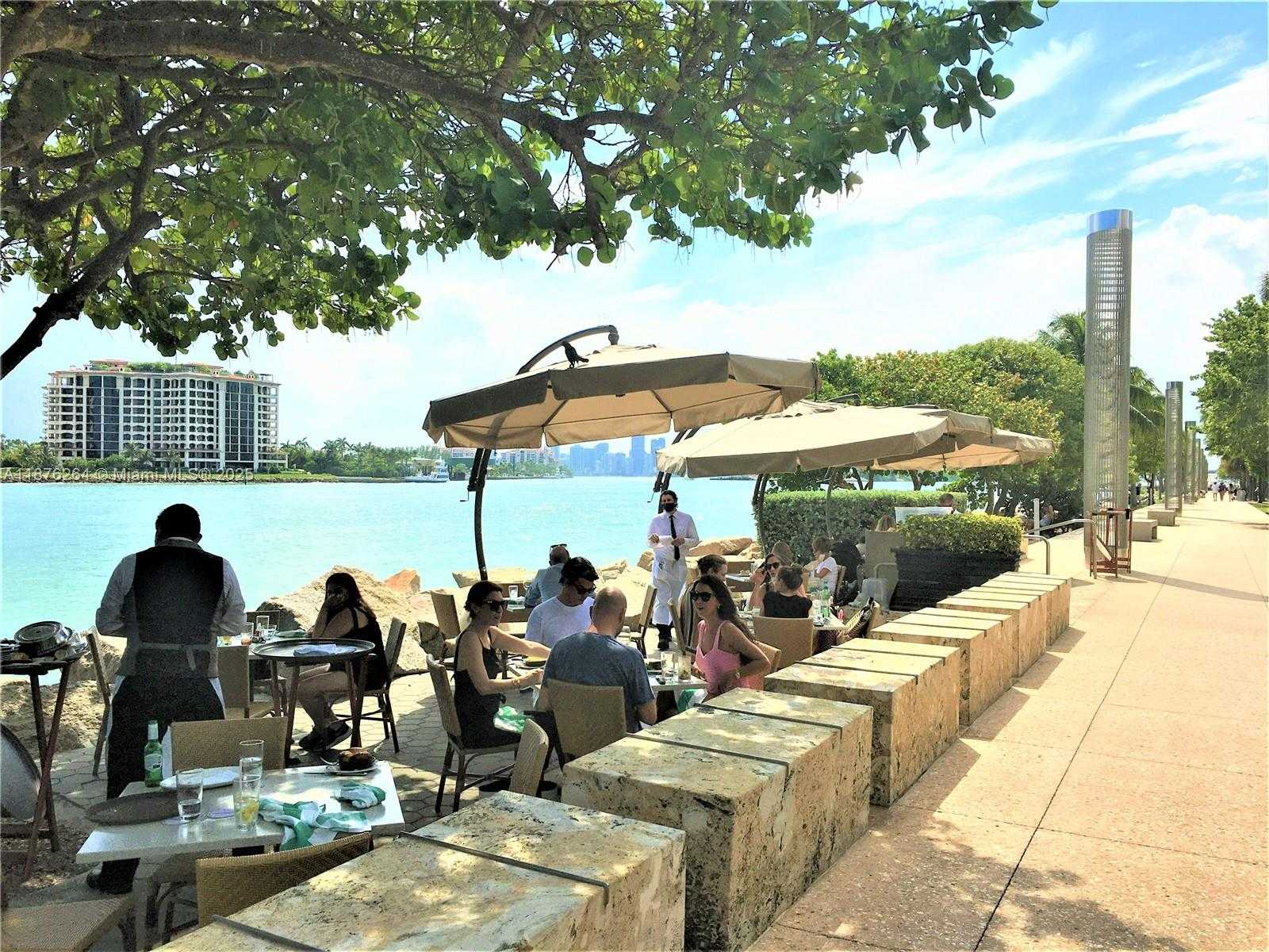Small Image of 300 SOUTH POINTE DR #3504, Miami Beach Number 26