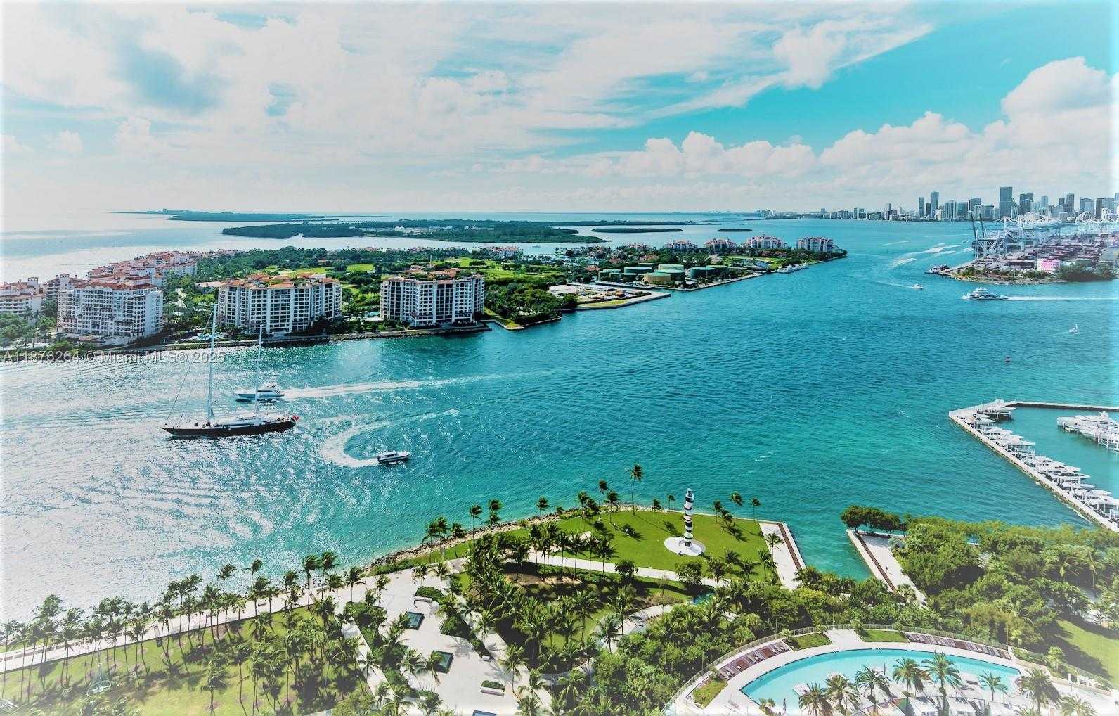 Small Image of 300 SOUTH POINTE DR #3504, Miami Beach Number 9