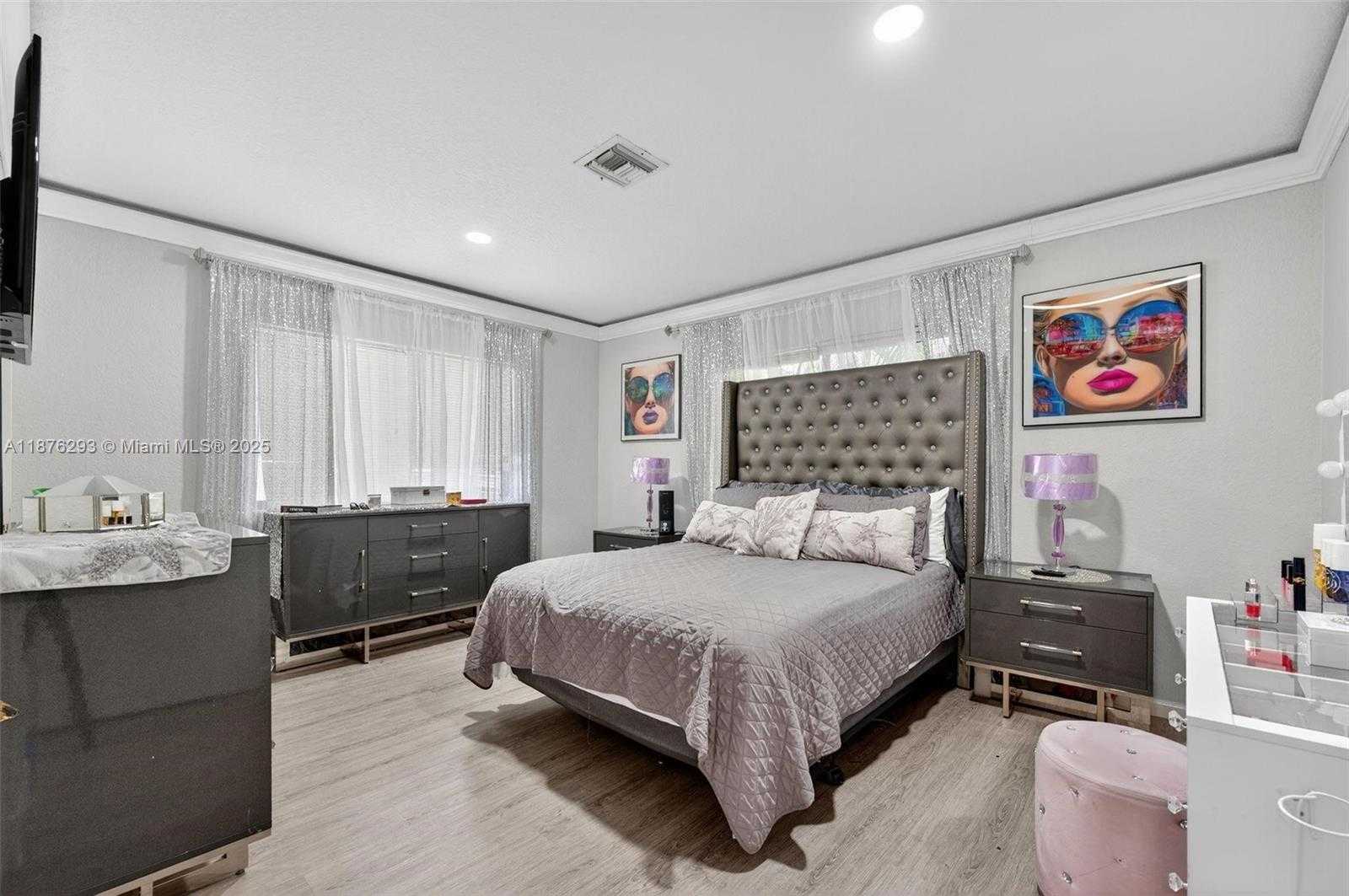 Small Image of 317 SOUTH RIVERSIDE DR, Pompano Beach Number 15