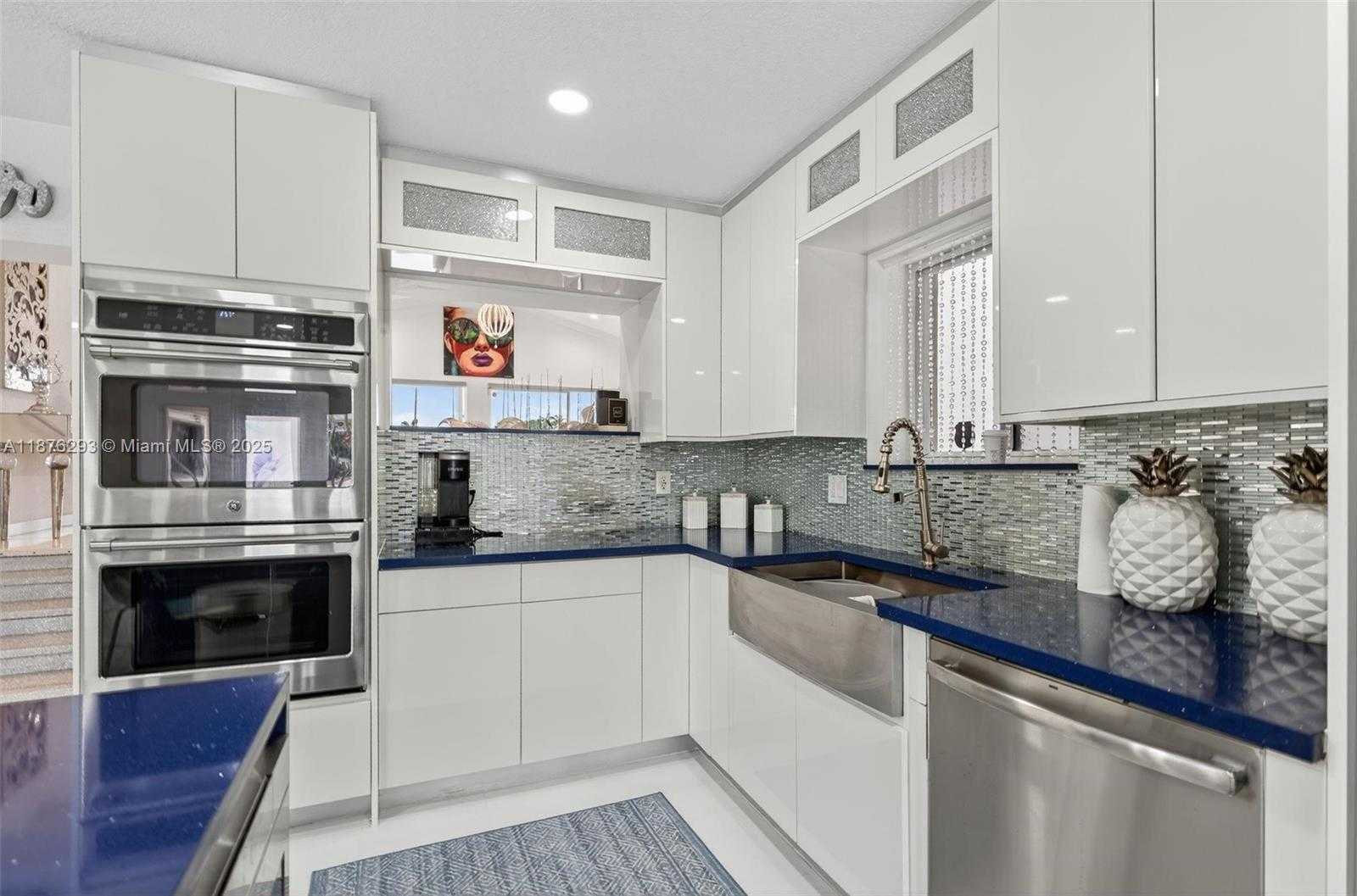 Small Image of 317 SOUTH RIVERSIDE DR, Pompano Beach Number 23