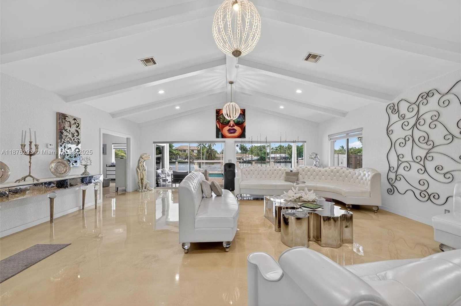 Small Image of 317 SOUTH RIVERSIDE DR, Pompano Beach Number 5