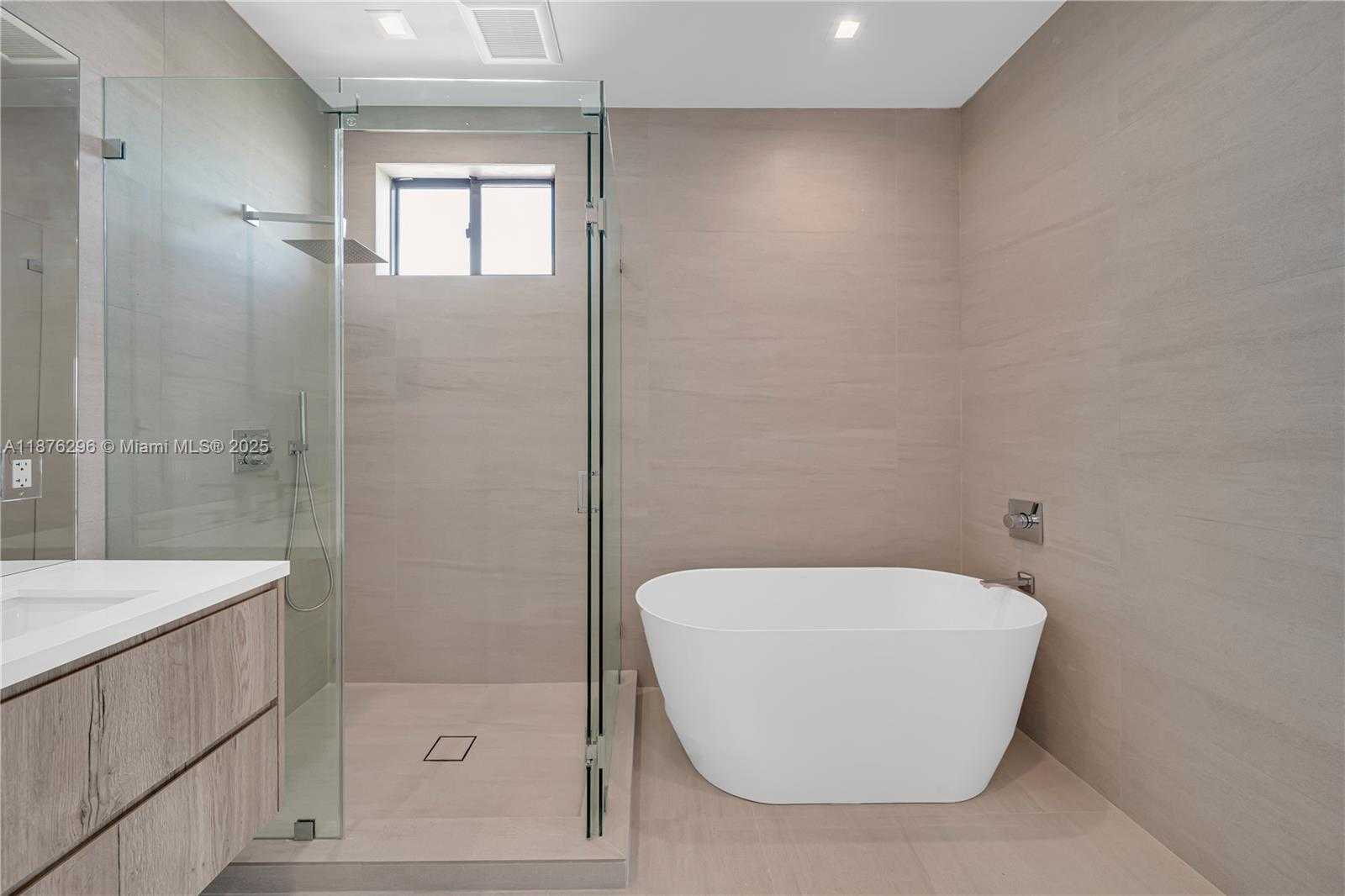 Small Image of 3327 SOUTH WEST 24TH ST #3327, Miami Number 20