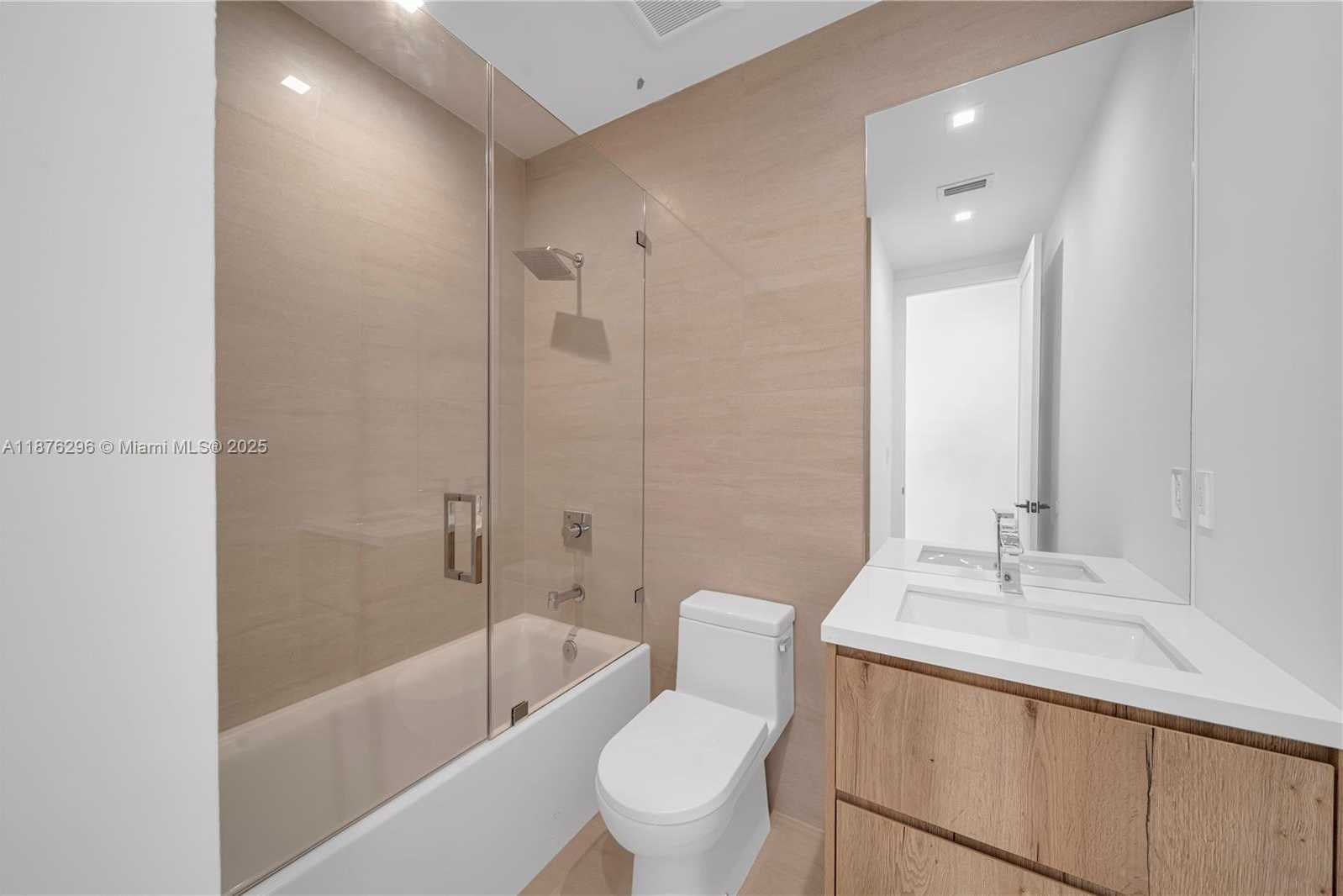 Small Image of 3327 SOUTH WEST 24TH ST #3327, Miami Number 33