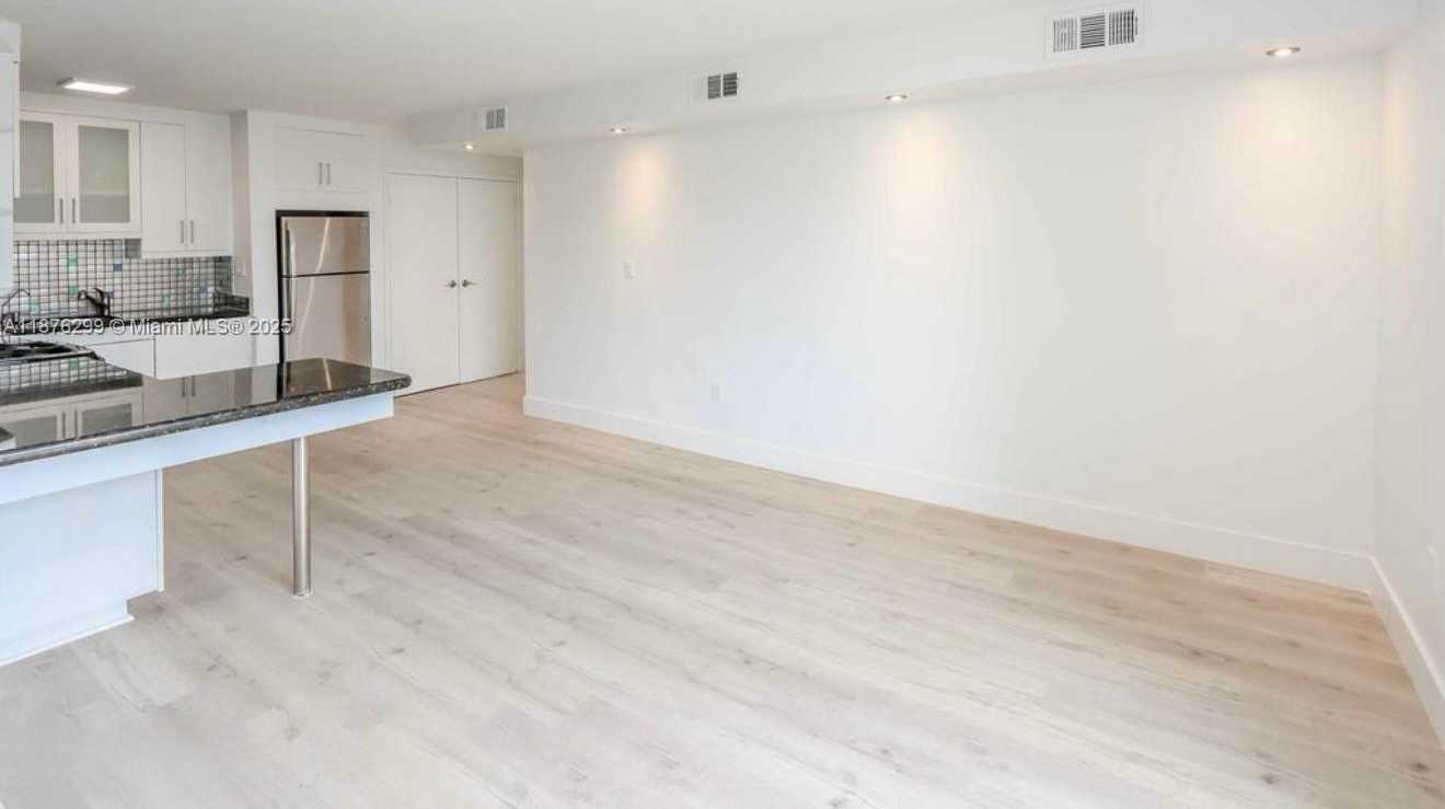 Small Image of 301 JEFFERSON AVE #3A, Miami Beach Number 13