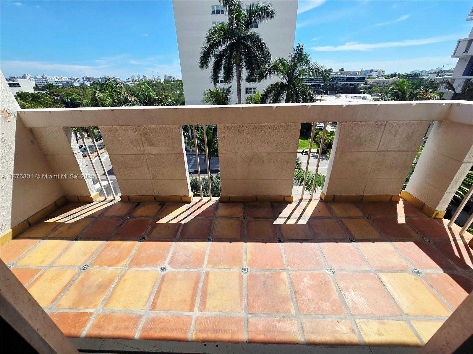 Small Image of 800 WEST AVE #618, Miami Beach Number 23