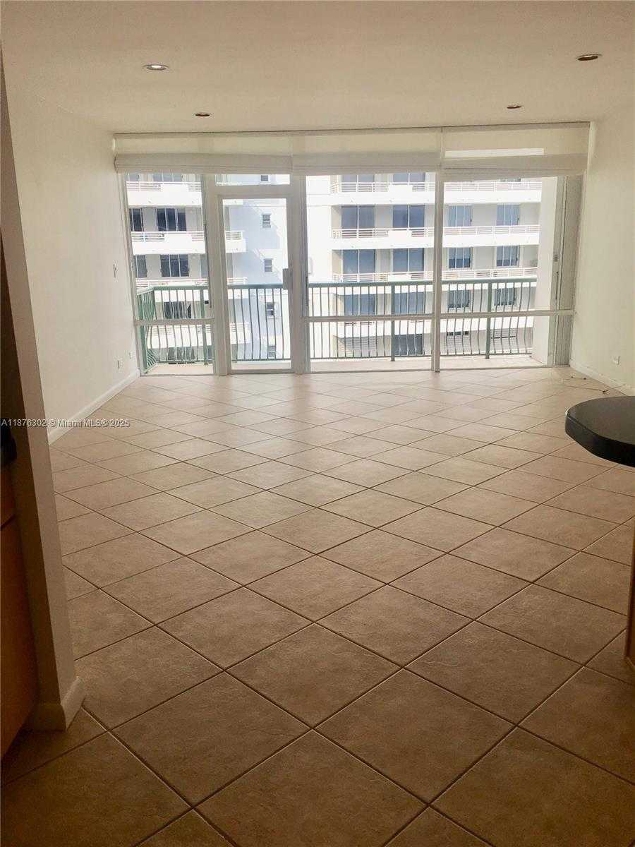 Small Image of 1408 BRICKELL BAY DR #912, Miami Number 14