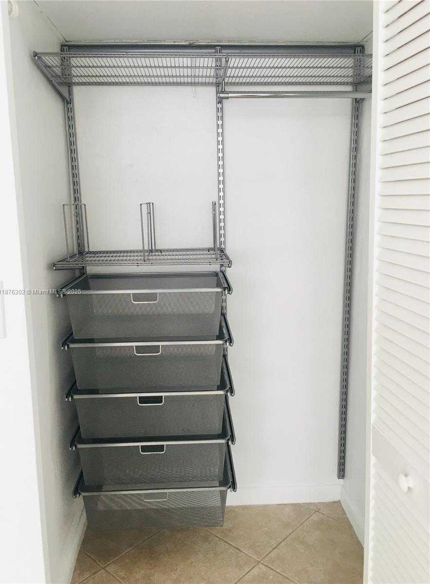 Small Image of 1408 BRICKELL BAY DR #912, Miami Number 19