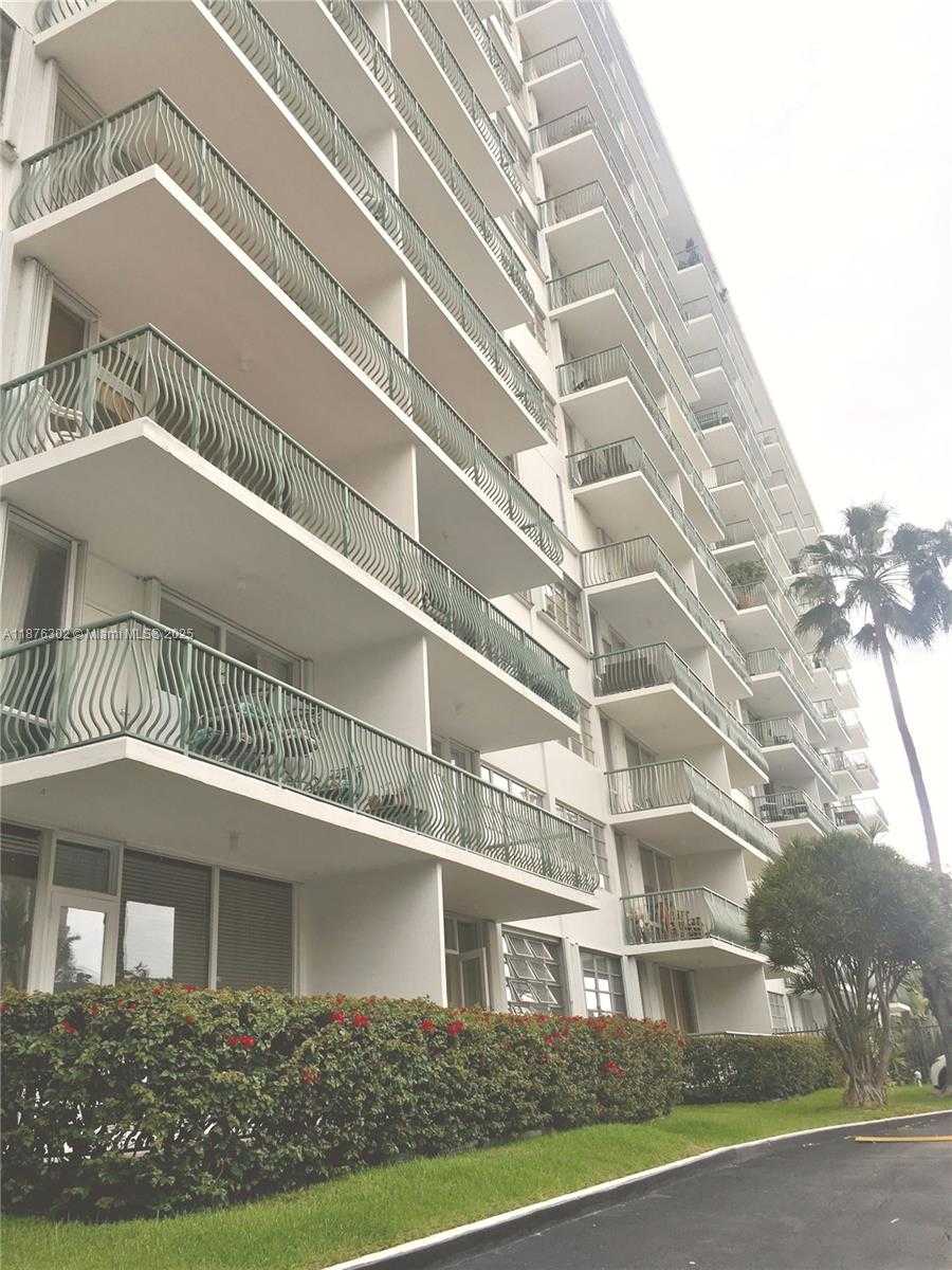 Small Image of 1408 BRICKELL BAY DR #912, Miami Number 32