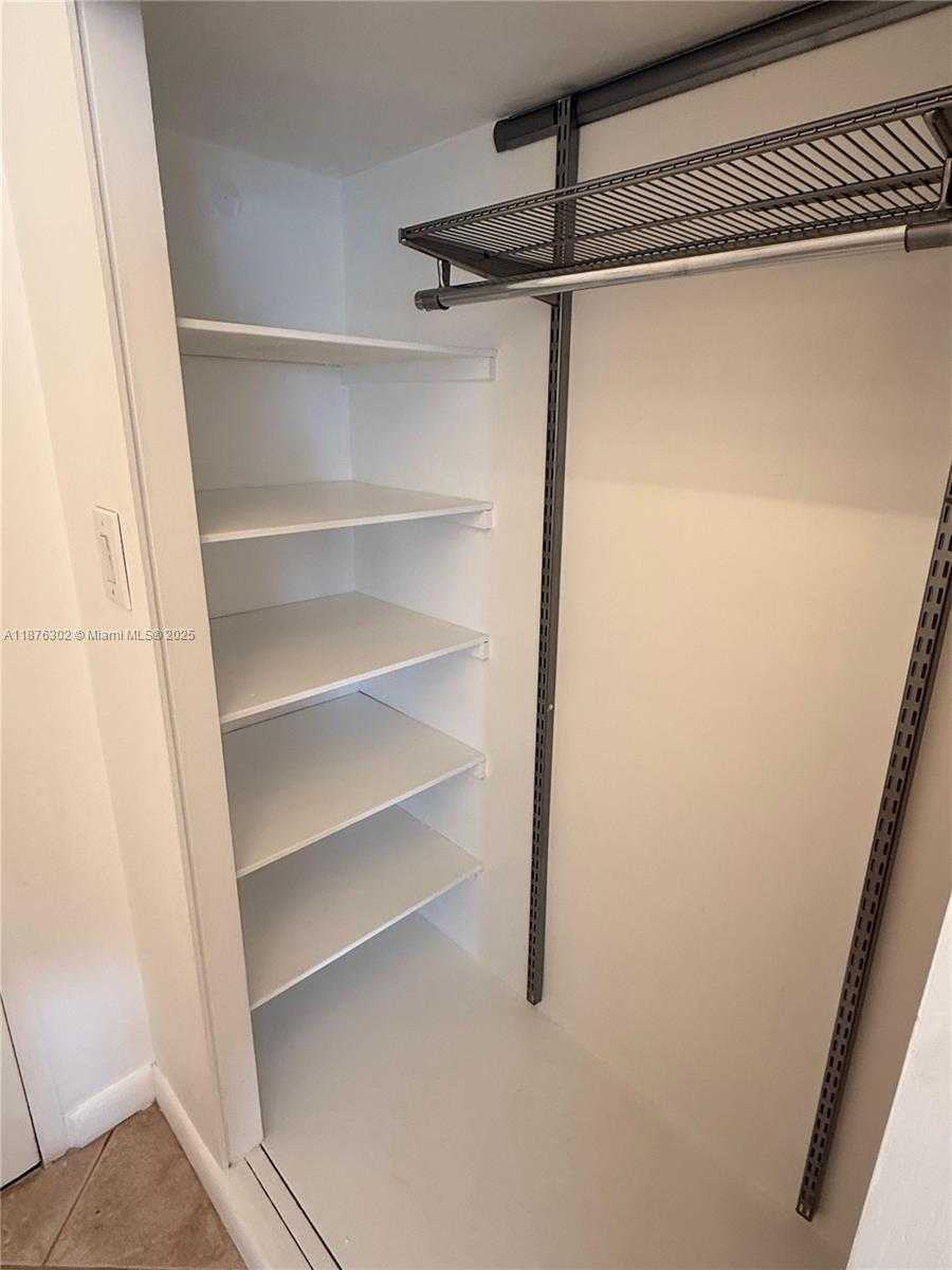 Small Image of 1408 BRICKELL BAY DR #912, Miami Number 37