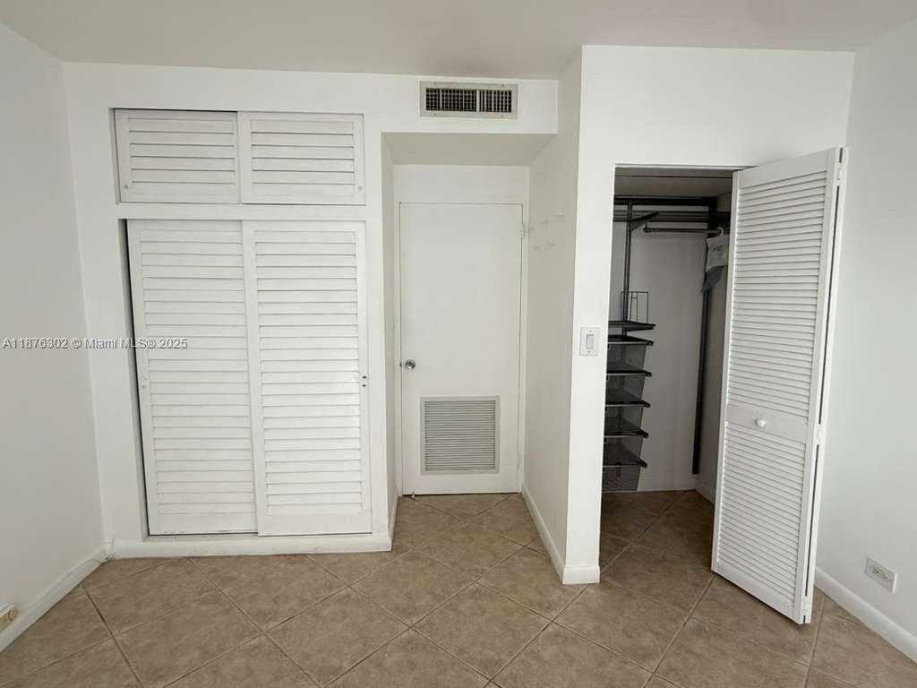 Small Image of 1408 BRICKELL BAY DR #912, Miami Number 41