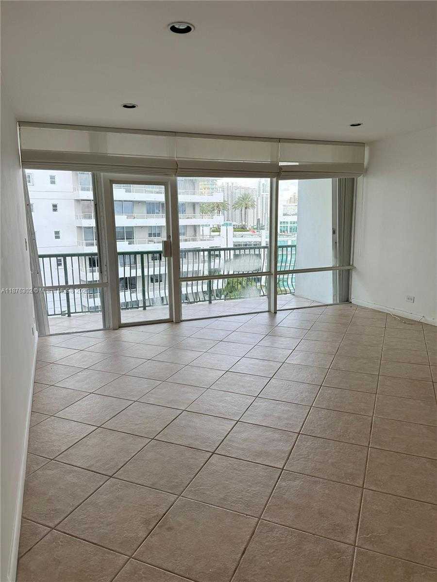 Small Image of 1408 BRICKELL BAY DR #912, Miami Number 42