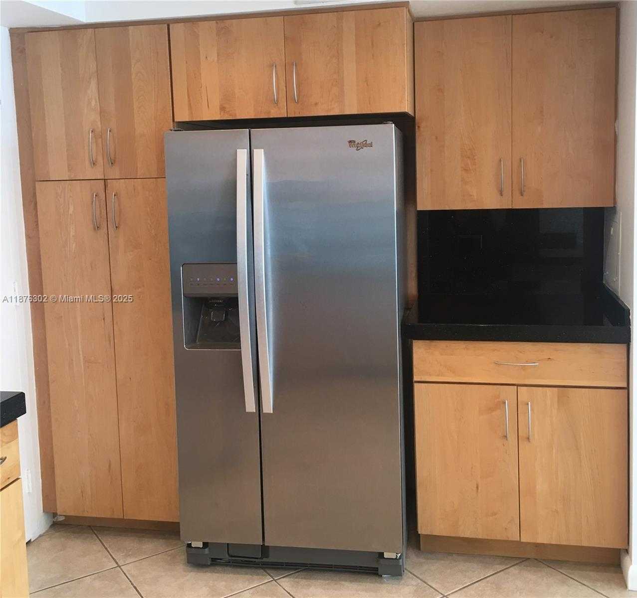 Small Image of 1408 BRICKELL BAY DR #912, Miami Number 5