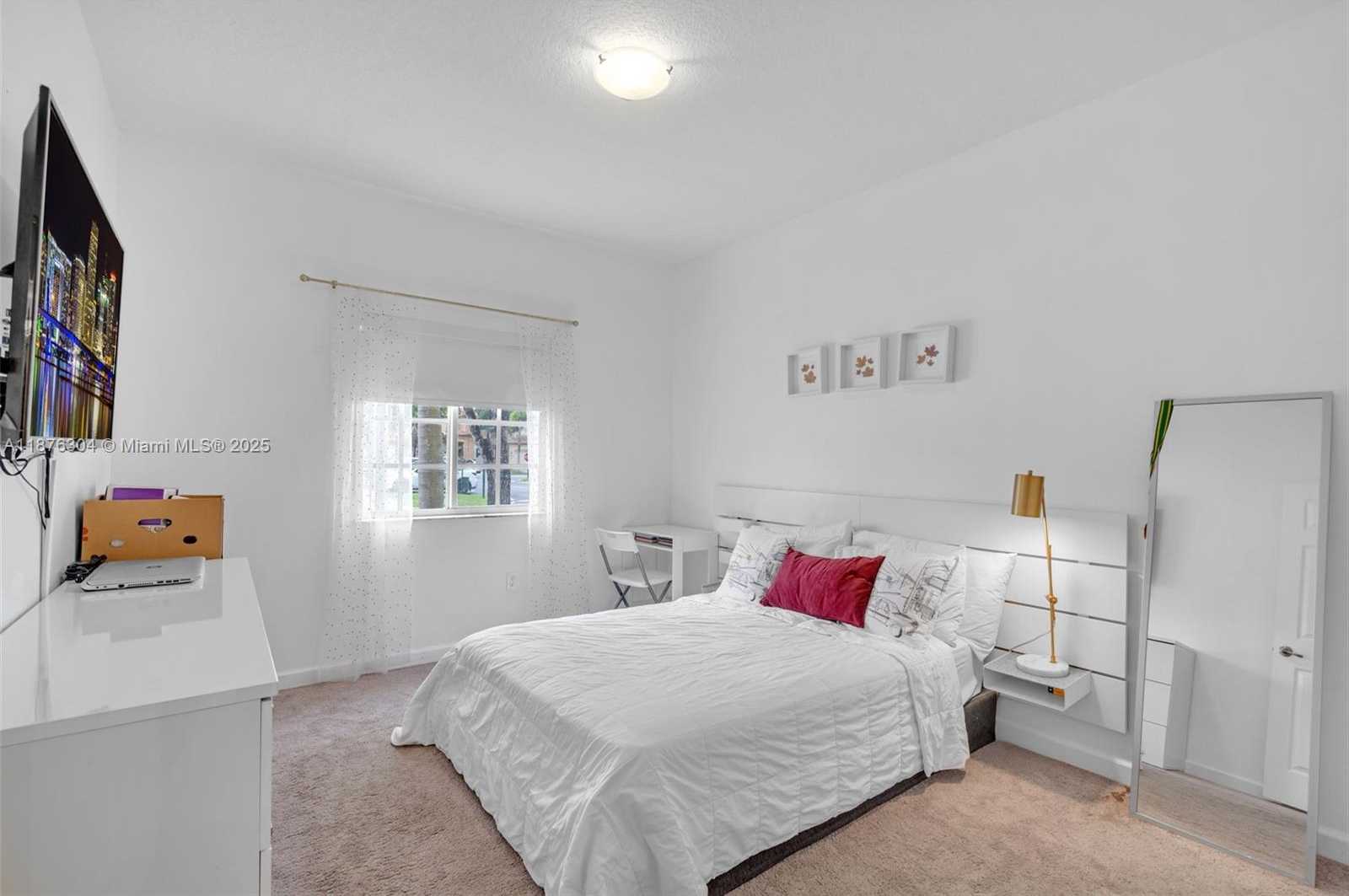 Small Image of 11451 NORTH WEST 68TH TER #11451, Doral Number 16