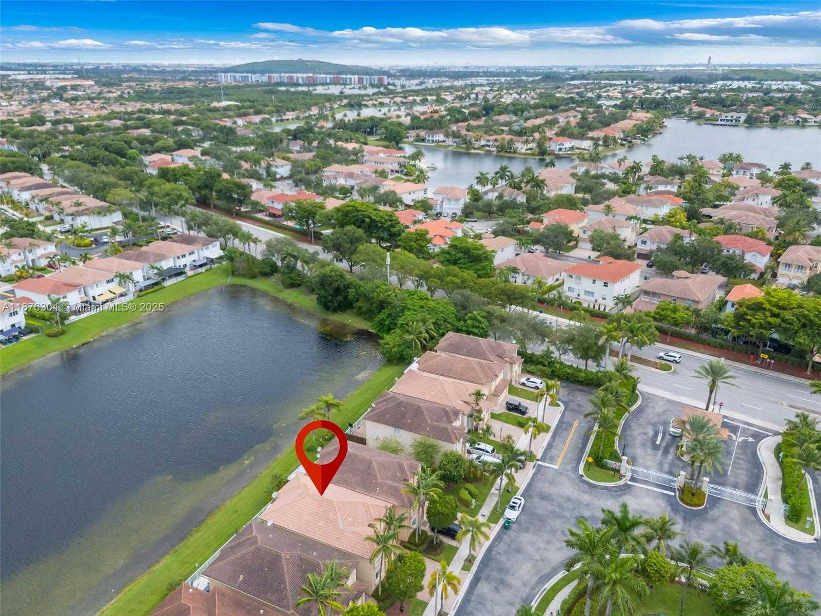 Small Image of 11451 NORTH WEST 68TH TER #11451, Doral Number 49