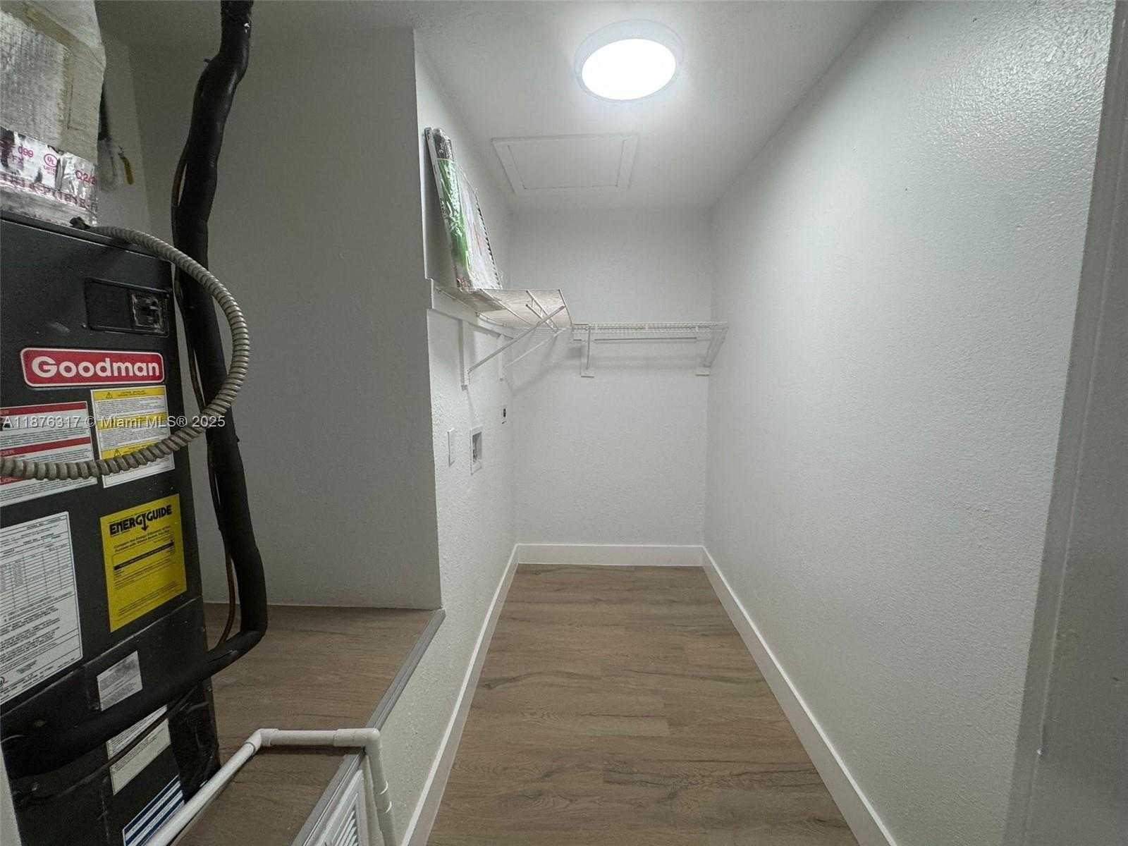 Small Image of 106 NORTH WEST 1ST ST, Hallandale Beach Number 25