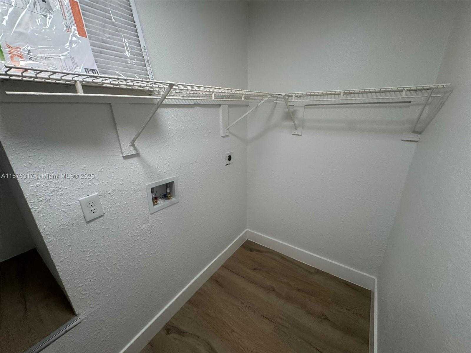 Small Image of 106 NORTH WEST 1ST ST, Hallandale Beach Number 26