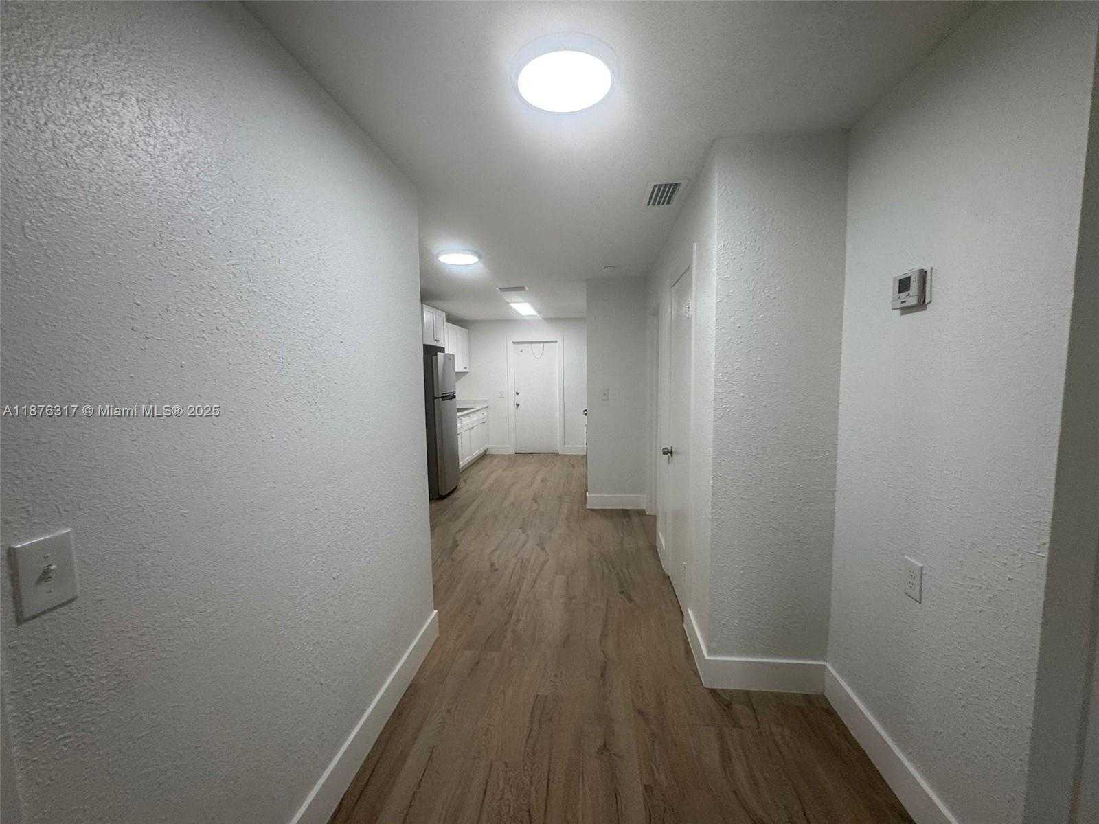 Small Image of 106 NORTH WEST 1ST ST, Hallandale Beach Number 8
