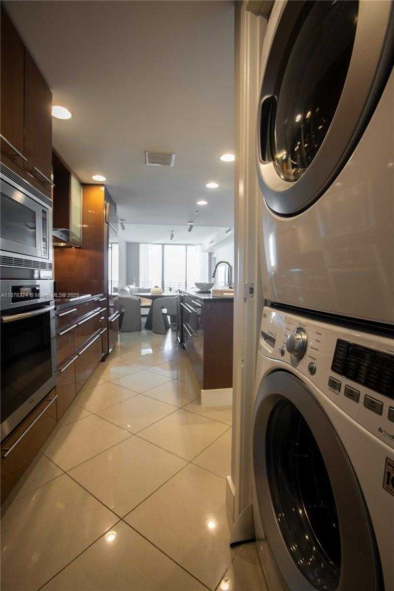 Small Image of 3801 COLLINS AVE #704, Miami Beach Number 6