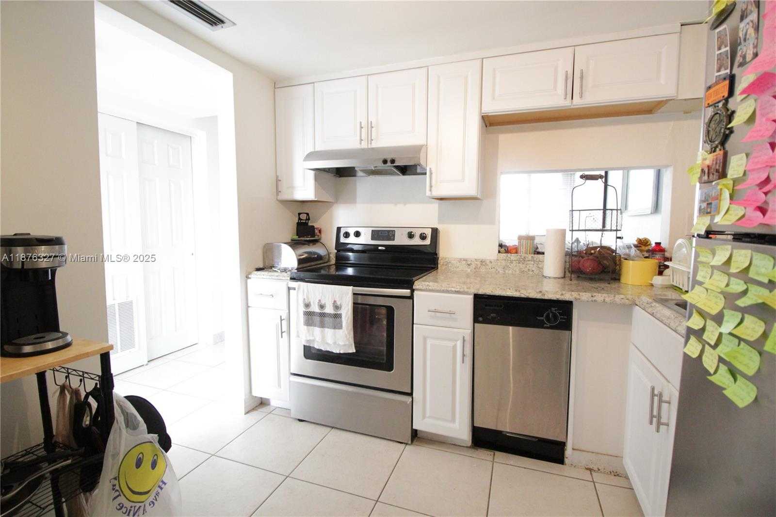 Small Image of 1591 NORTH EAST MIAMI GARDENS DR #302, Miami Number 5