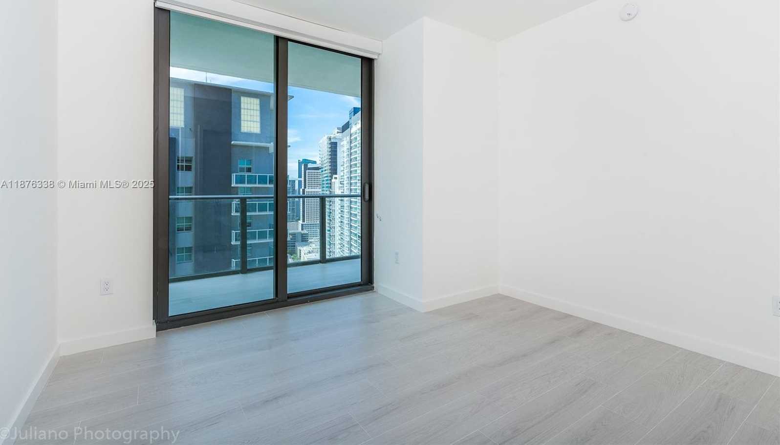Small Image of 1300 SOUTH MIAMI AVE #3301, Miami Number 12