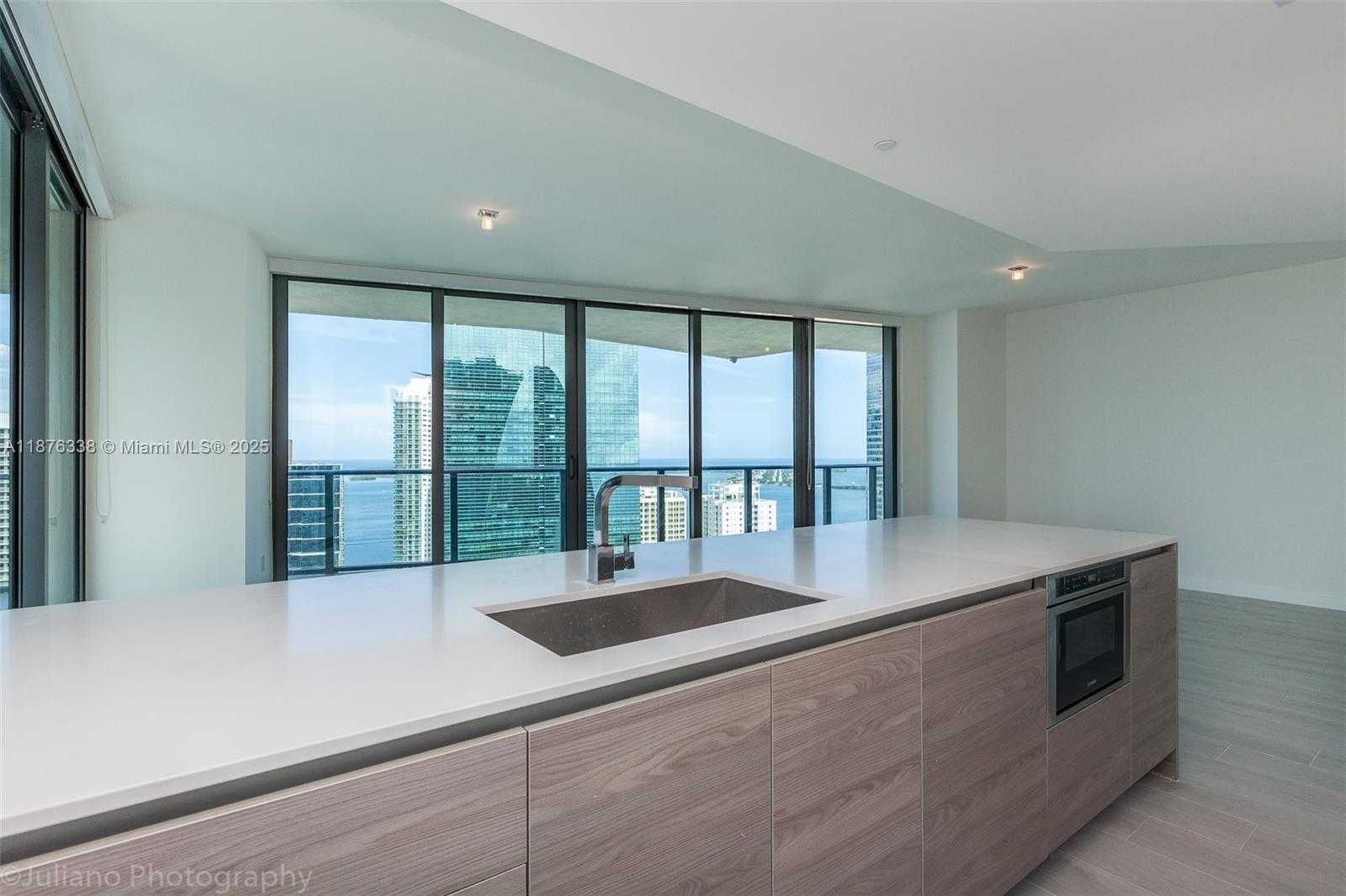 Small Image of 1300 SOUTH MIAMI AVE #3301, Miami Number 2