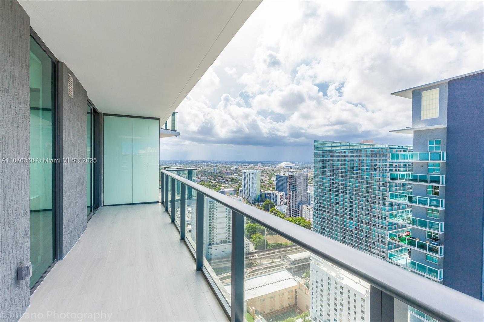 Small Image of 1300 SOUTH MIAMI AVE #3301, Miami Number 22