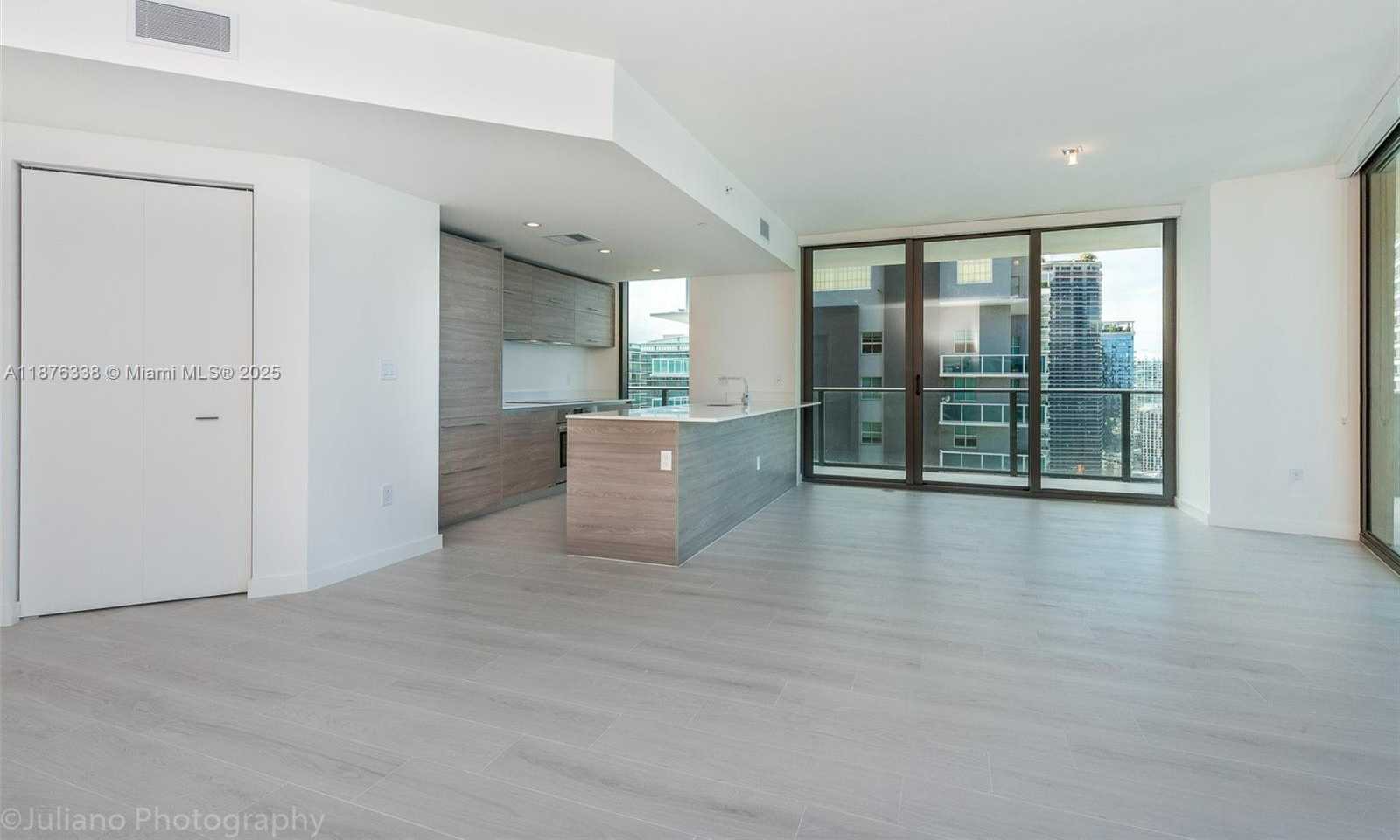 Small Image of 1300 SOUTH MIAMI AVE #3301, Miami Number 8