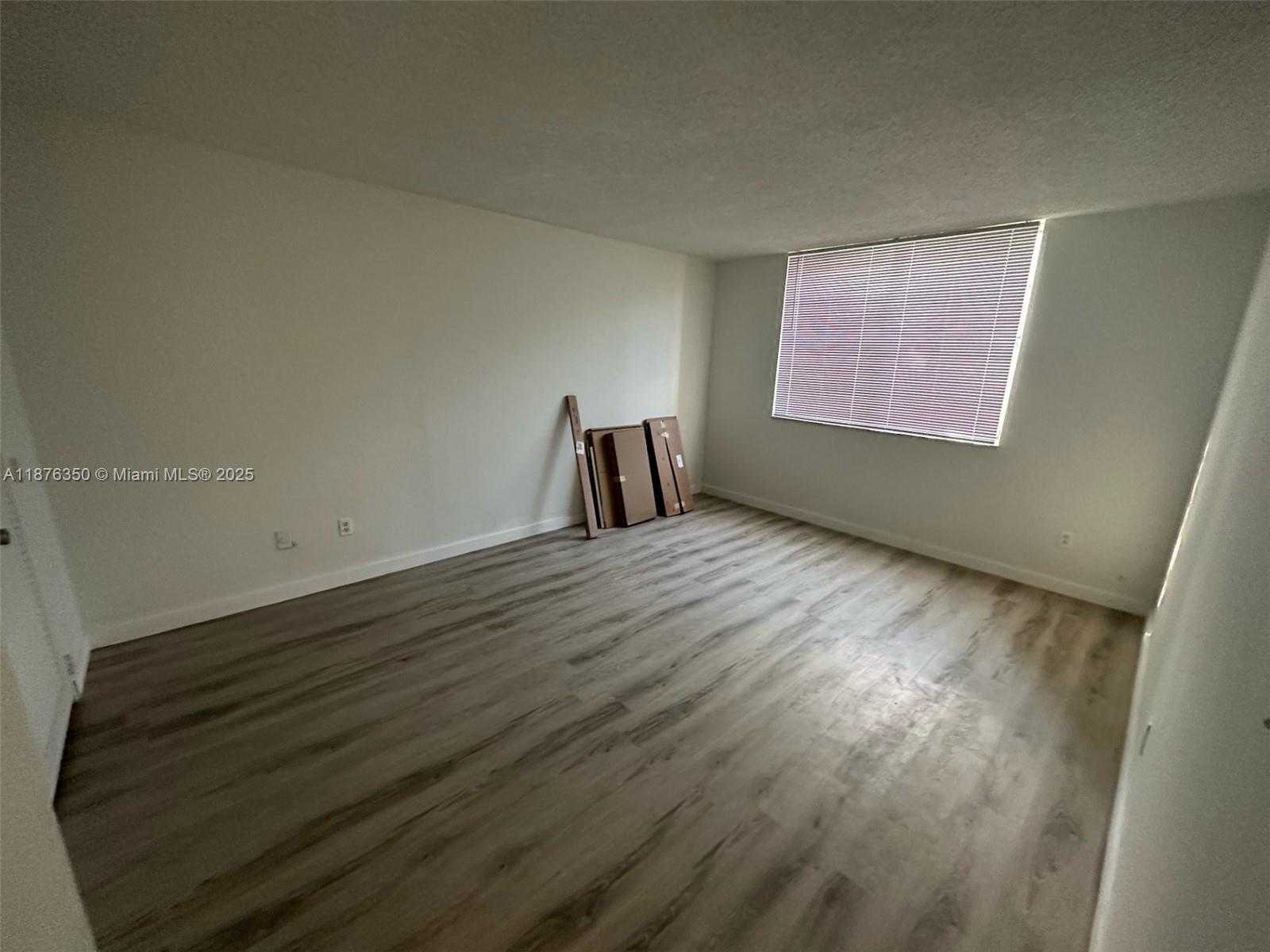 Small Image of 4174 NORTH WEST 79TH AVE #1A, Doral Number 11