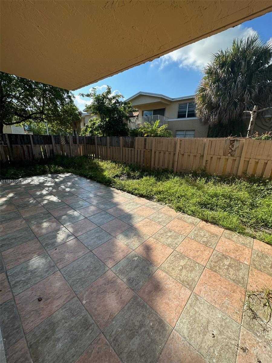 Small Image of 4174 NORTH WEST 79TH AVE #1A, Doral Number 2