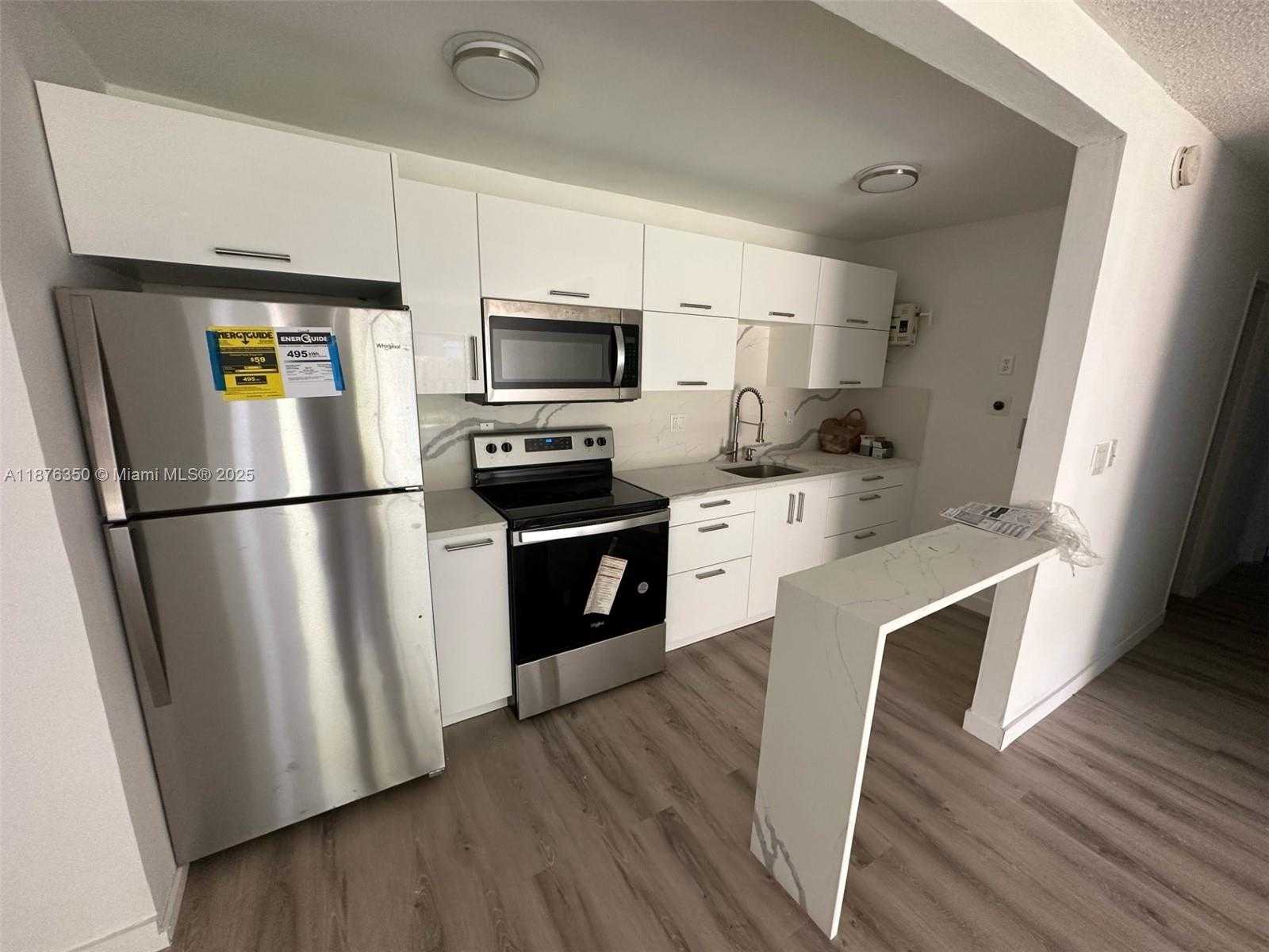 Small Image of 4174 NORTH WEST 79TH AVE #1A, Doral Number 3