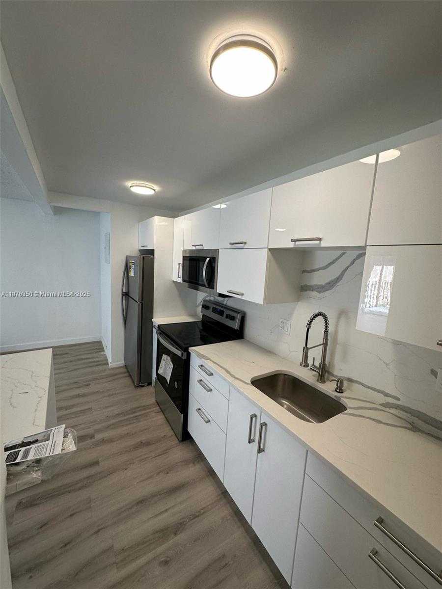 Small Image of 4174 NORTH WEST 79TH AVE #1A, Doral Number 6