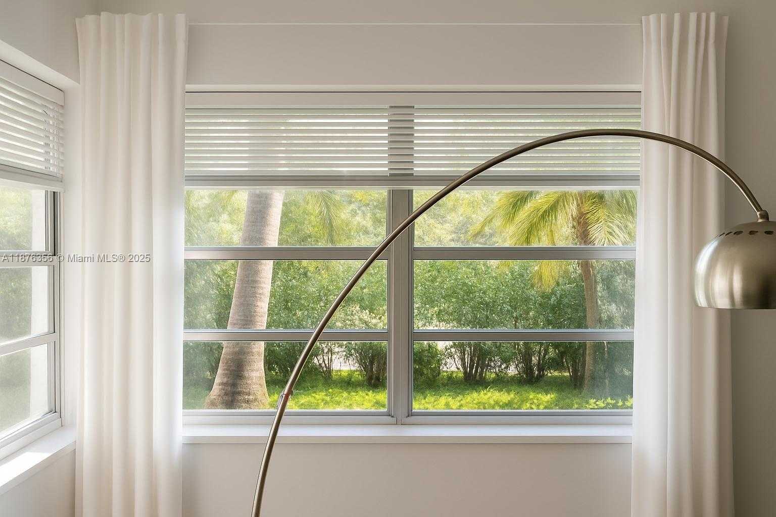 Small Image of 1557 MERIDIAN AVE #105, Miami Beach Number 8