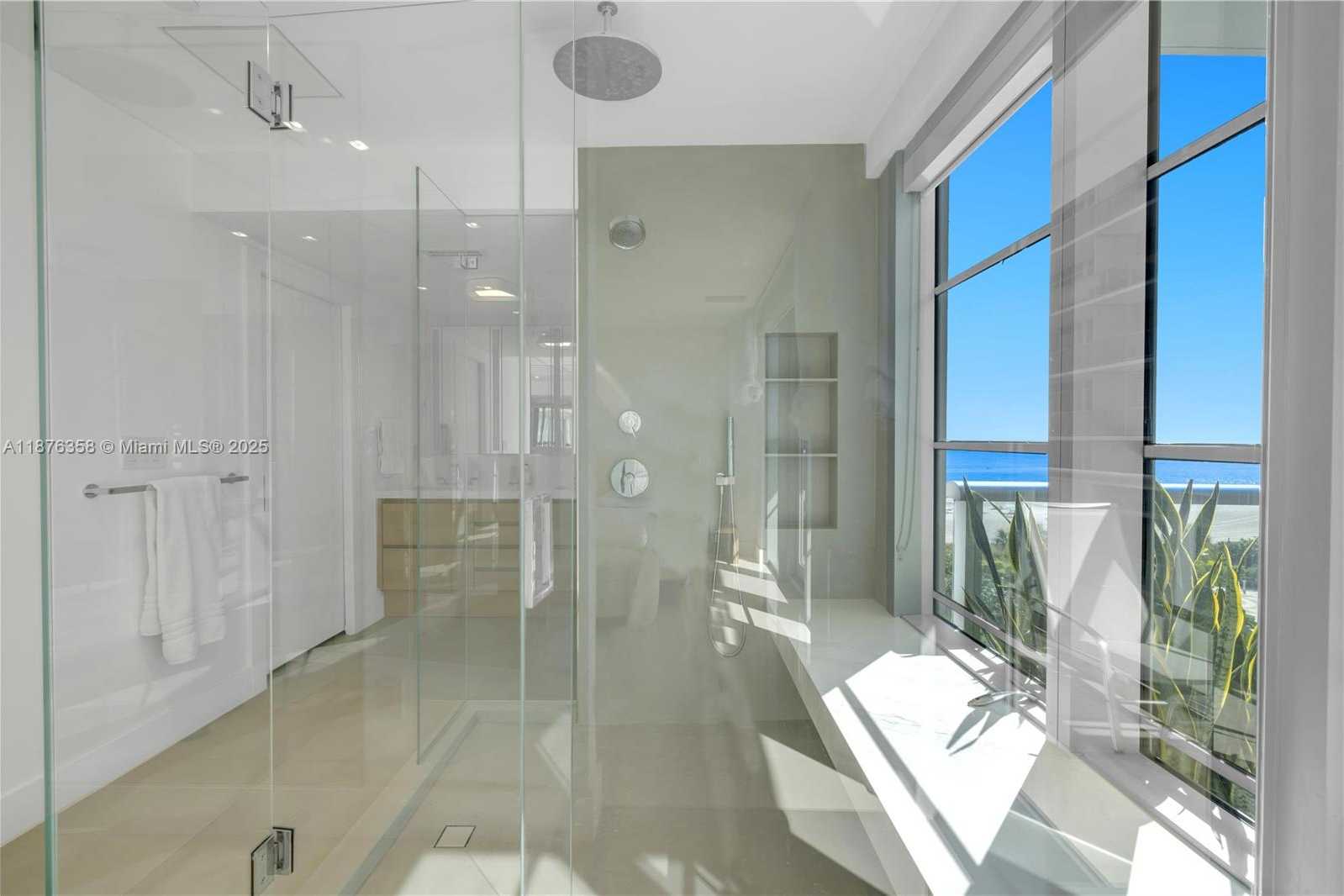 Small Image of 3739 COLLINS AVE #N-501, Miami Beach Number 12