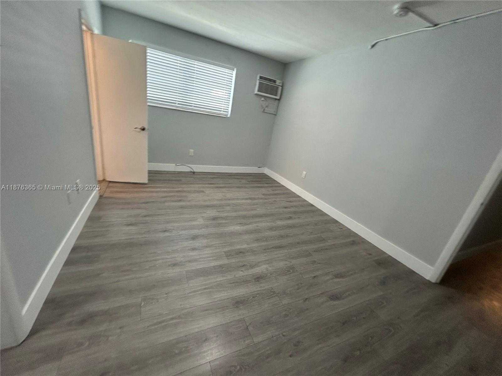 Small Image of 1334 ALTON RD #B6, Miami Beach Number 15