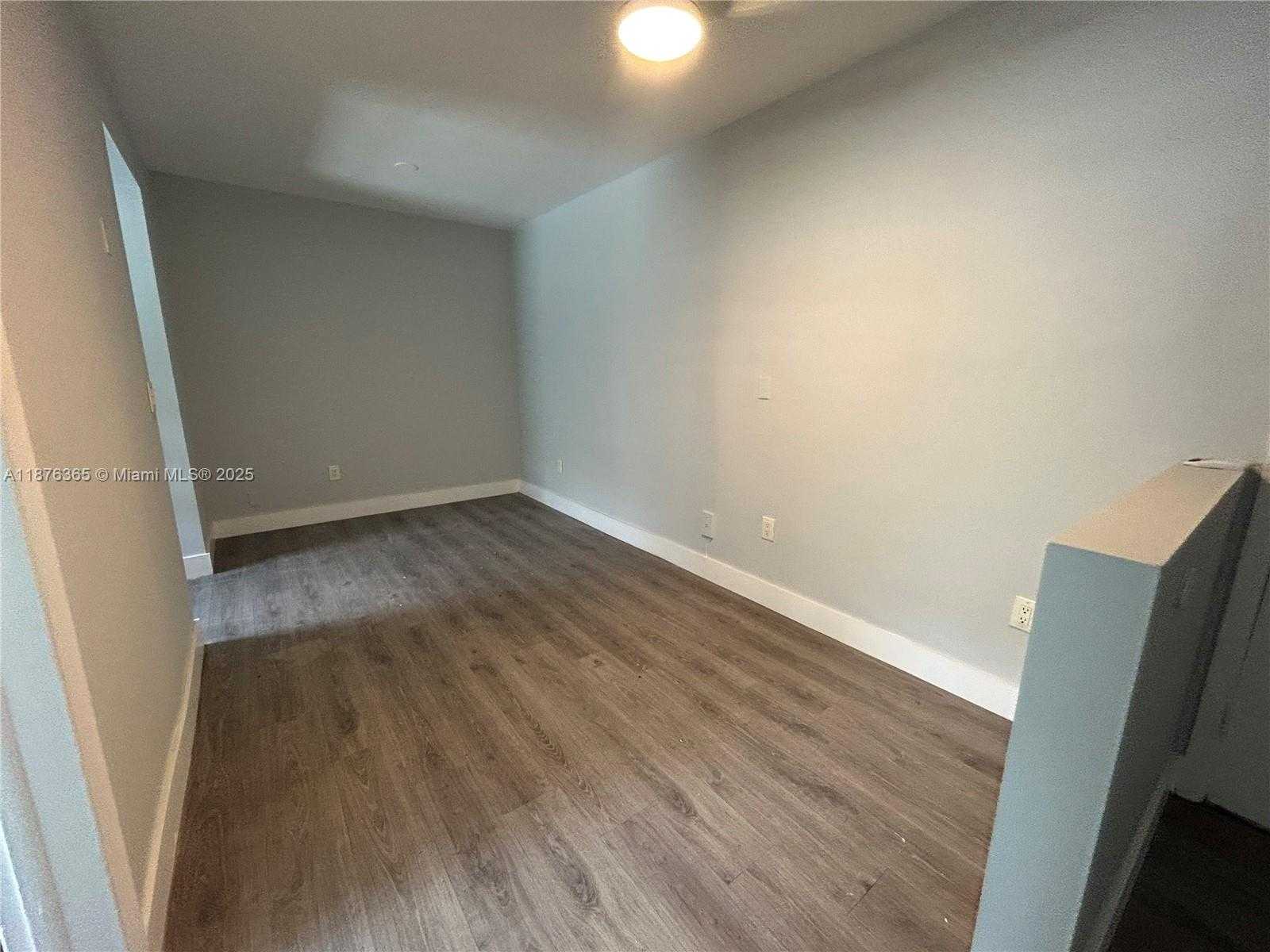 Small Image of 1334 ALTON RD #B6, Miami Beach Number 9
