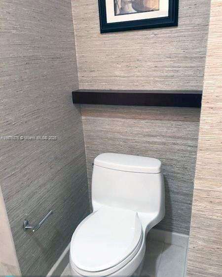 Small Image of 3483 EMERALD OAKS DR #1701, Hollywood Number 15