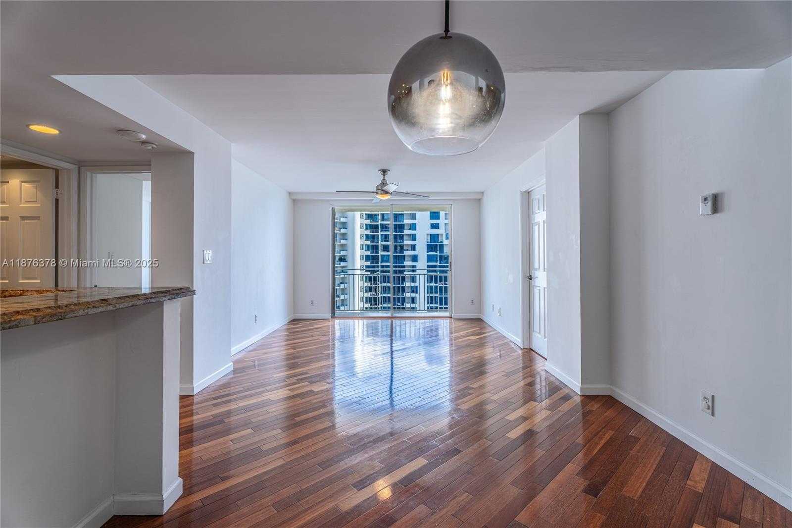 Small Image of 770 CLAUGHTON ISLAND DR #1603, Miami Number 2