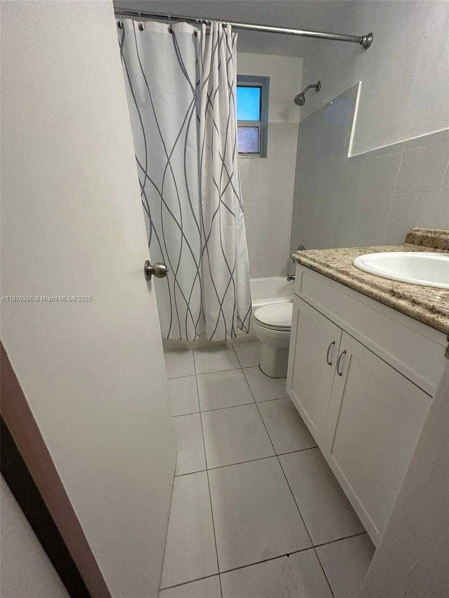 Small Image of 65 WASHINGTON AVE #6, Miami Beach Number 9