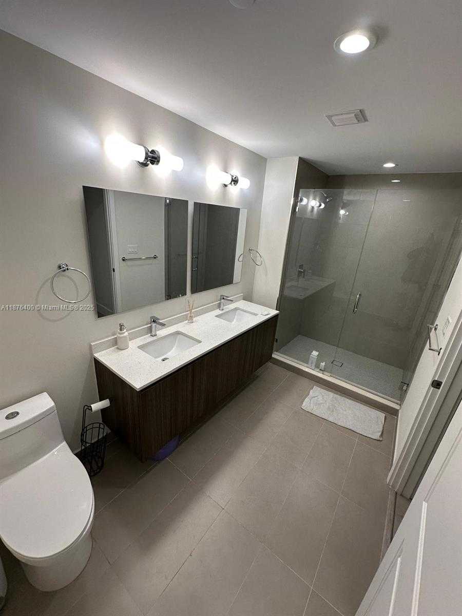 Small Image of 1938 JACKSON ST #502, Hollywood Number 13