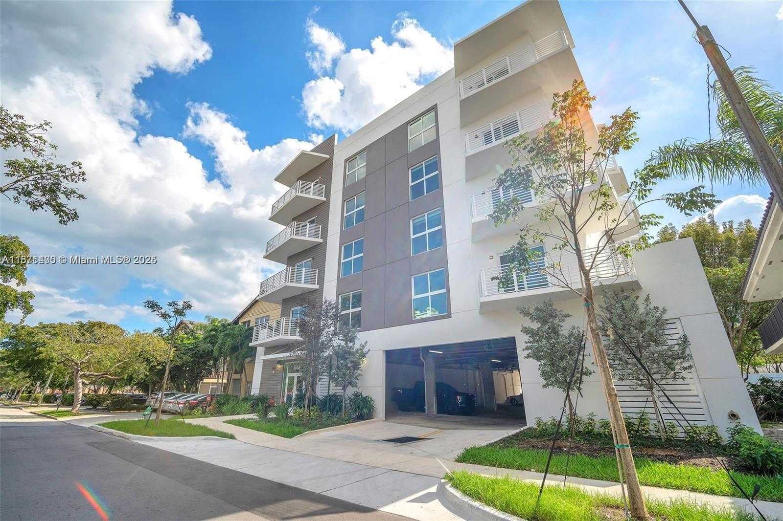 Small Image of 1938 JACKSON ST #502, Hollywood Number 6