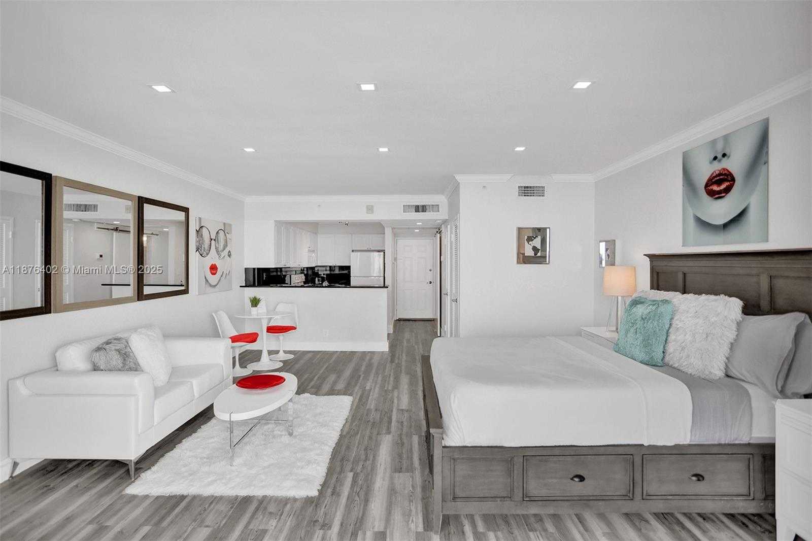 Small Image of 2501 SOUTH OCEAN DR #PH37 (available Nov), Hollywood Number 11