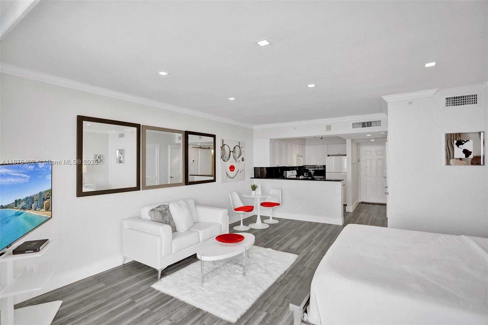 Small Image of 2501 SOUTH OCEAN DR #PH37 (available Nov), Hollywood Number 12