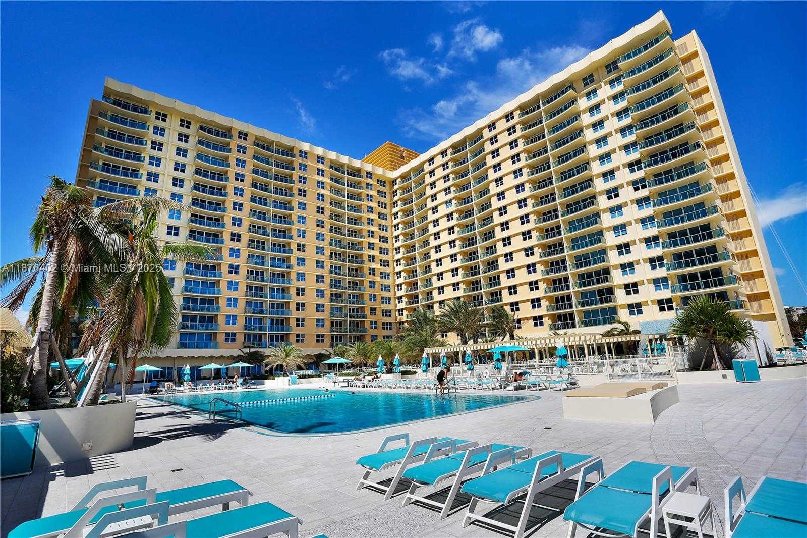 Small Image of 2501 SOUTH OCEAN DR #PH37 (available Nov), Hollywood Number 21