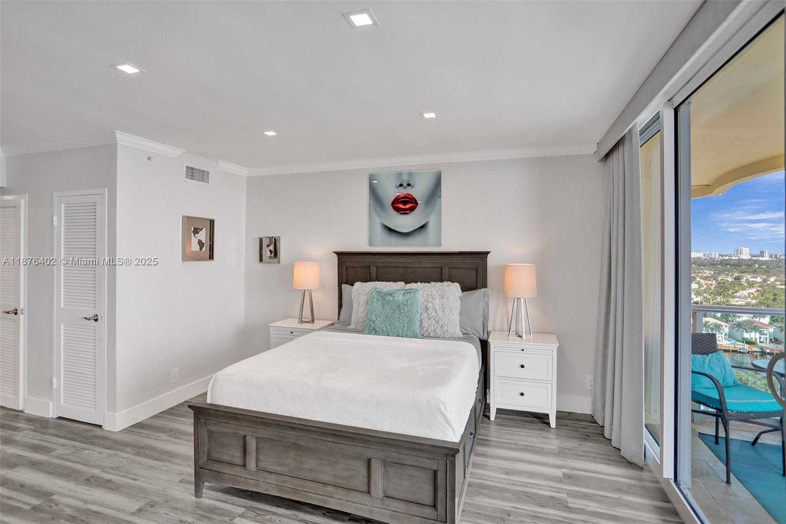 Small Image of 2501 SOUTH OCEAN DR #PH37 (available Nov), Hollywood Number 5